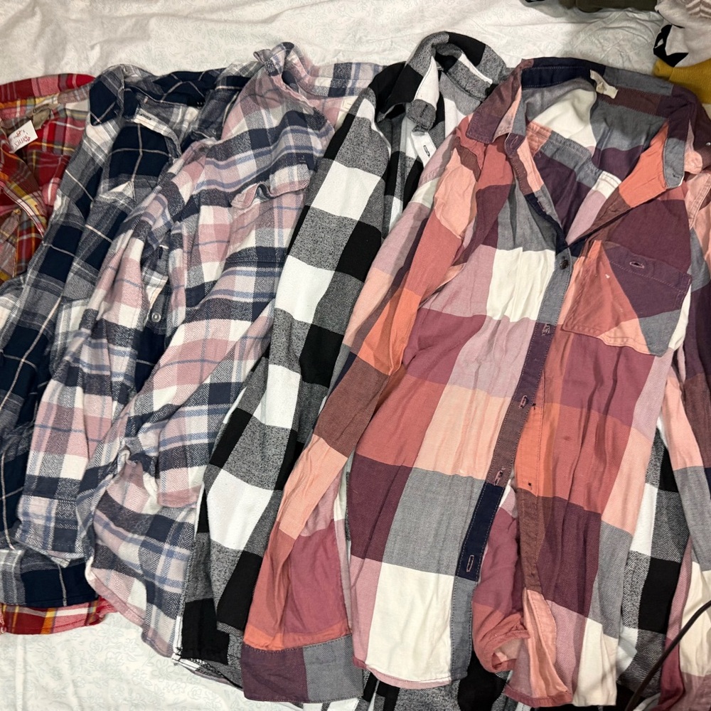 Women’s Casual Plaid Button-Down Shirt Collection